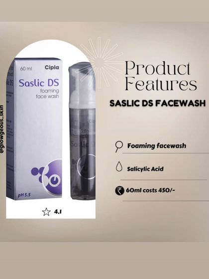 The Saslic DS Foaming Facewash contains Salicylic Acid, making it highly effective for managing oily and acne-prone skin. It helps to exfoliate dead skin cells and deeply cleanse pores to prevent the formation of new pimples.