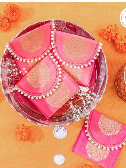 Modern & Quirky Return Gifts photo 6