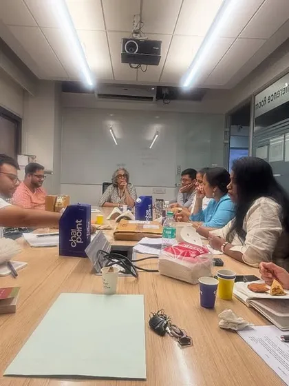 A wide view of our last class with the 'Hamlets'. This is a group of some of the keenest minds in Bangalore, all coming together in a self-aware, kind, and collaborative writing environment.