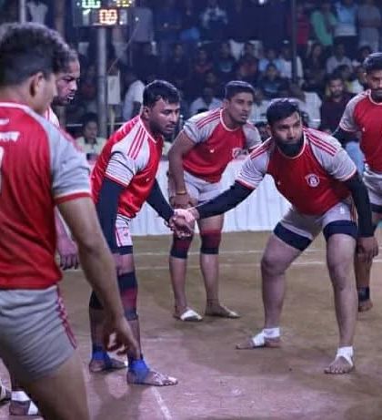 Our defensive chain preparing for a raid, showcasing unity and readiness.