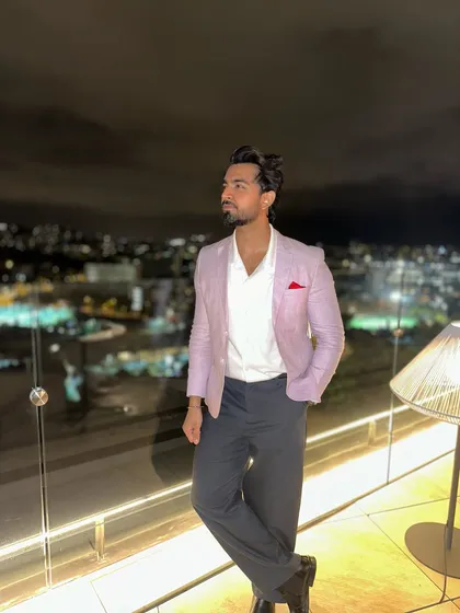 From sunset to city lights in Barcelona. I host events that transition seamlessly from day to night, keeping the energy flowing.