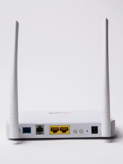 The back panel of our SY-GPON-1110-WDONT, showing its clean port layout. This Optical Network Terminal is designed for simplicity and performance, providing lightning-fast internet speeds for a seamless online experience.