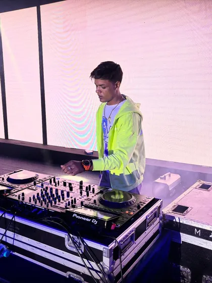 A moment of focus at the console before dropping the next banger for thousands of students. These large-scale events are a dream to play.