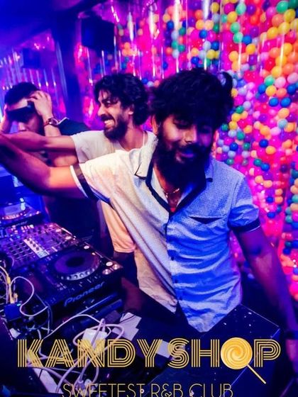 Rahul Kiran - DJ & VDJ Services The Vibe: Action & Crowd Shots photo 22