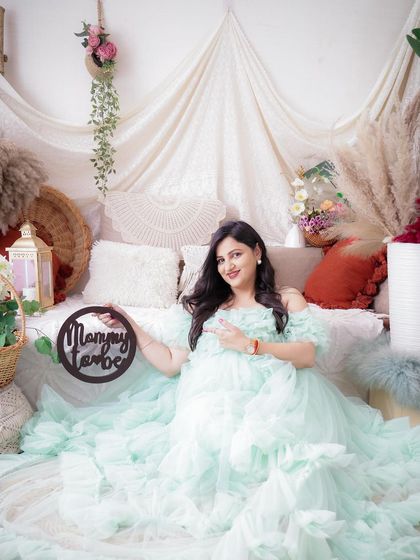 Solo Radiance: Portraits of the Mother-to-Be photo 135