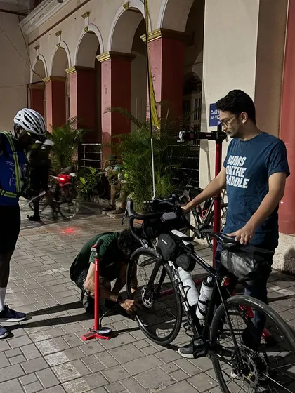Our Start Line Support initiative in action at the Jog Falls 1000K BRM. We partner with local bike shops to provide last-minute technical checks, ensuring every rider starts safely.