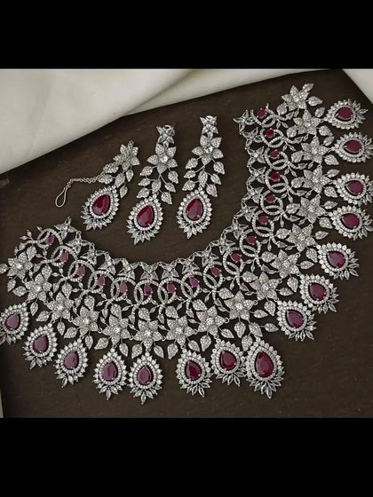 Beautybox Rent House - Bridal and Occasion Jewellery Rental Modern Stone & Victorian Sets photo 22