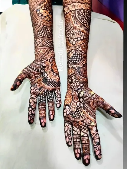 A slightly different angle, this image shows the texture and detail that make a bridal design so special.
