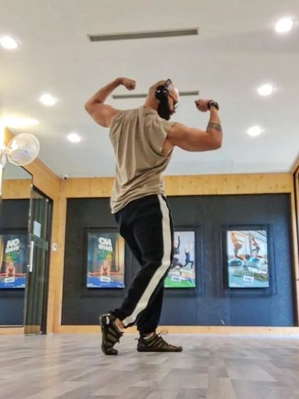 Felt twisty, might not delete later. I'm having fun learning the art of posing, inspired by Arnold and the golden era of bodybuilding.