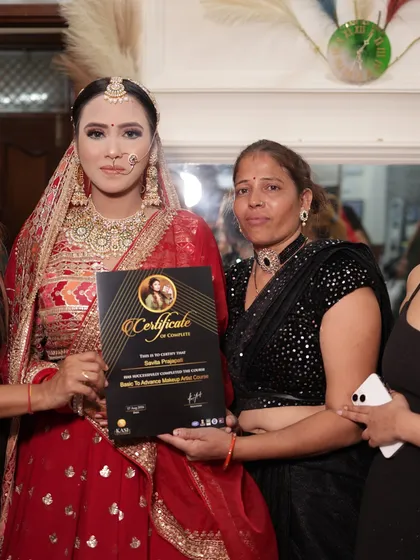 So proud of Sneha for completing the course and creating this beautiful bridal look.