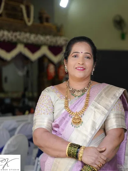 I firmly believe that beauty is for every age. For this lovely client, I used techniques to create a graceful and elegant look for mature skin, ensuring she felt confident and beautiful at the family wedding.