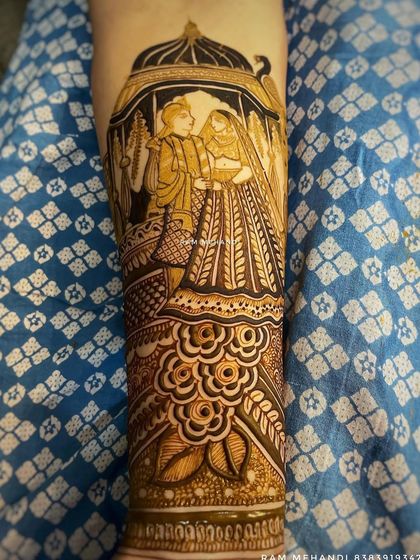 More examples of my custom portrait and storytelling work, showing different poses, scenes, and levels of intricacy.