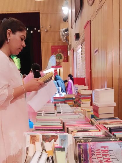 We Come to You: School Book Fairs photo 5