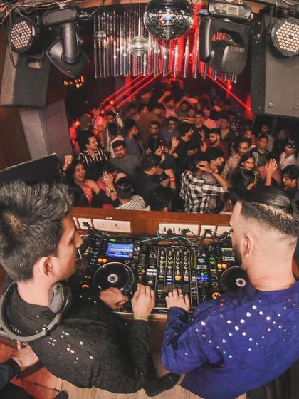 My first Durga Puja experience in Kolkata was a mesmerizing blend of tradition and celebration. We turned the party up a notch.