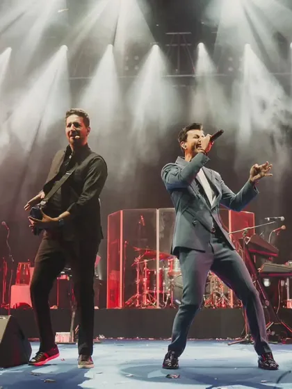 Elevating love to a symphony with the mesmerizing performance of Salim and Sulaiman. We planned this enchanting evening that echoed the magic of their music, creating a truly special experience.