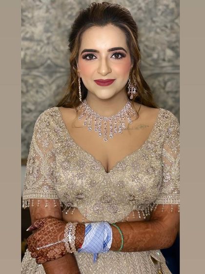 So elegant. This portrait shows off the flawless skin and beautiful features of my engagement bride.