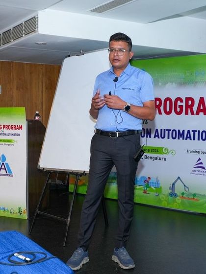 Mr. Ajit Ingle, Director of Autofert Agrimations, presenting on Fertigation Automation.