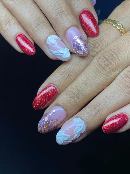 A full look at this glamorous set, showing how the different textures work together.