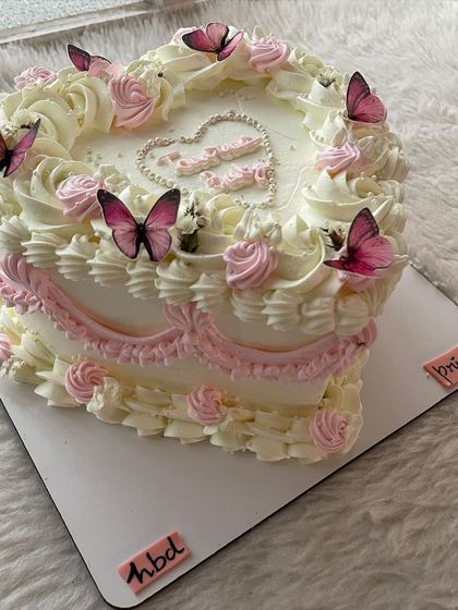 Drishtii Anandd - Custom Celebration Cakes Elegant & Floral Cakes photo 30