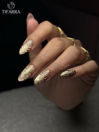 Advanced Nail Art & Extensions