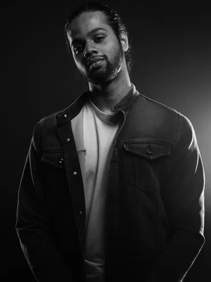 Meet Joshua, our lead guitarist. A multi-instrumentalist from Bandra, he delivers the most electrifying solos that give our performances that essential rock and roll edge.