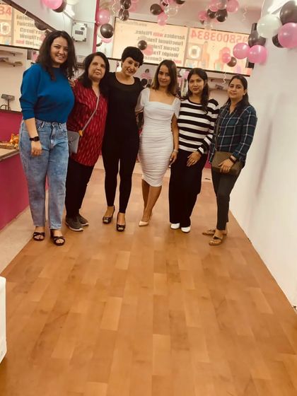 The inauguration of our DtF studio in Sector 25, Noida. So happy to expand our reach and help more women.