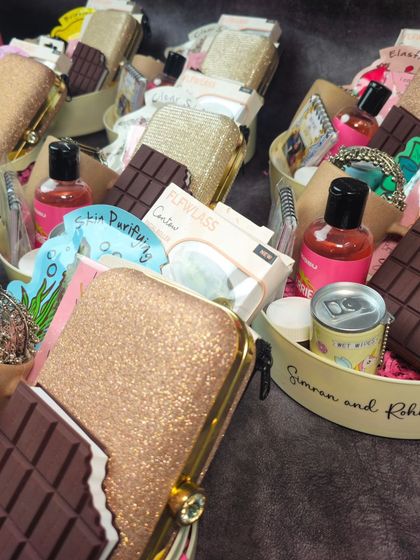 Arch - Wedding Gifting & Essentials Bridesmaid & Groomsmen Proposal Hampers photo 9