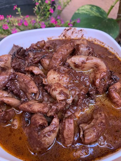 A final bowl of pork innards and intestines cooked with bamboo shoot, served with a thick gravy.