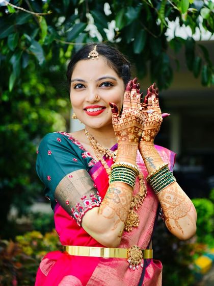 Mohak Mehendi - Professional Mehndi Artistry The Richness of the Stain photo 10