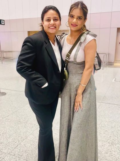 A pleasant encounter with Archana Gautam of Bigg Boss 16 fame at the airport. It's always nice to connect with people from different fields.