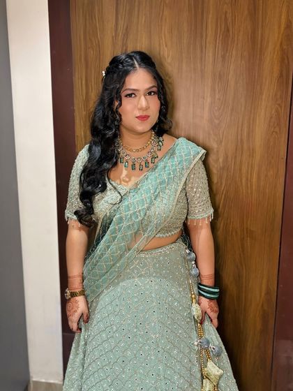 Another shot of the client, looking beautiful from every angle.