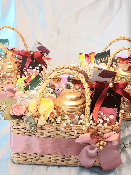 We curated these beautiful basket hampers for Hungama Originals to gift to the lead actors of their show. Each basket was filled with gourmet treats and elegantly wrapped.