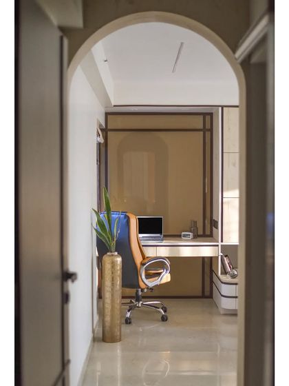 Cedar Abode: Minimalist Forms with Playful Details photo 16