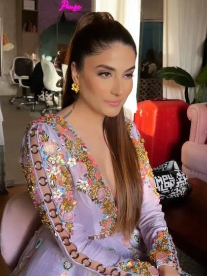 Chic Ponytails photo 20