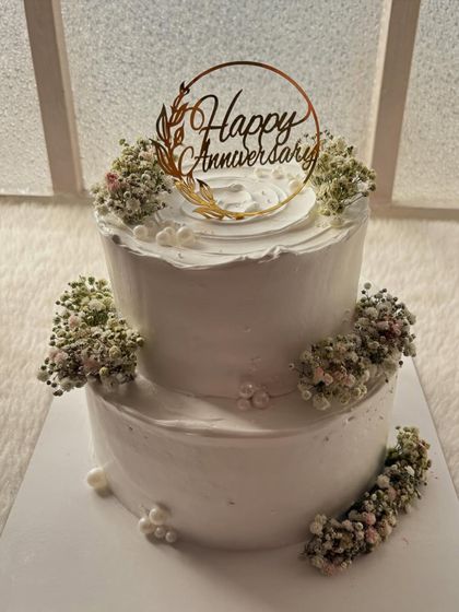 Drishtii Anandd - Custom Celebration Cakes Elegant & Floral Cakes photo 8
