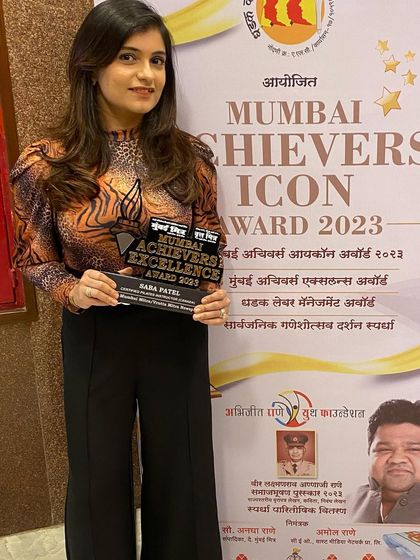 Holding my Mumbai Achievers Excellence Award. This is for all the hard work and dedication to training people the right way.