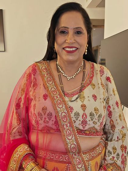 Another beautiful look on mature skin. We went with a classic red lip and softly defined eyes, which looks incredibly elegant.