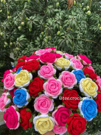 Another shot of the vibrant mixed rose bouquet.