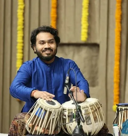 Performing with the talented Wahane Sisters at the Saptak festival in Ahmedabad. Accompanying a sitar and santoor duet presents a unique and enjoyable rhythmic challenge.