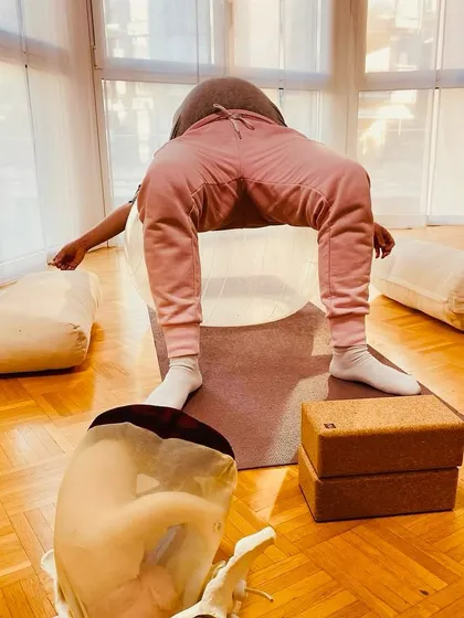 Here is a moment from a private prenatal yoga session. I guide expecting mothers through gentle, safe movements that connect them with their bodies and their babies, preparing them for a calm and strong childbirth experience.