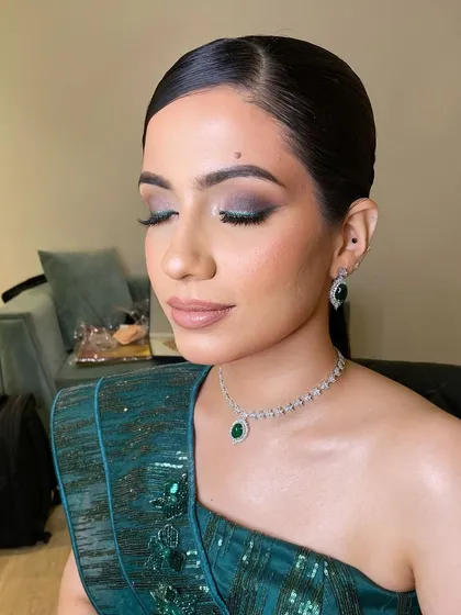 Another angle of the green smokey eye, showing the beautiful blending and shimmer.