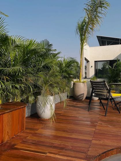 Terrace & Rooftop Sanctuaries photo 21
