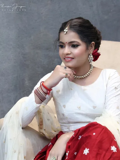 Another beautiful portrait from this shoot, capturing a timeless and elegant look.