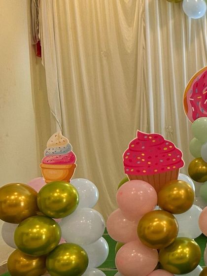 White Frame Events - Themed Event Decoration Enchanting Birthday Worlds photo 16