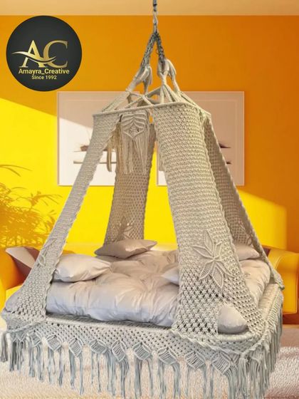 Here is our rectangular bed swing in a classic, natural off-white. This versatile color fits with any decor style, from modern to traditional.