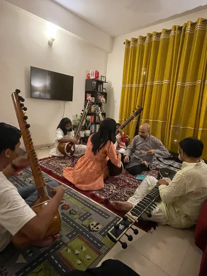 There is a special energy when students come together to learn. This was a wonderful evening during a Bijoya special group class in Gurgaon. We learn not just from the Guru, but from each other, creating a small community of music lovers.