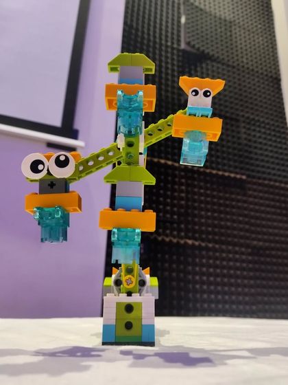 MakersLoft - Holiday Camps Robotics & Coding in Action photo 44