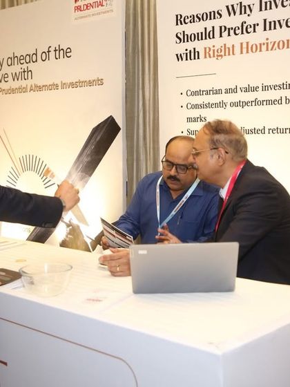 Our Founder & CIO, Anil Rego, presenting our proprietary MultiBagger Framework at an exclusive event at the Taj Mahal Hotel in Delhi. These images capture him sharing insights on our PMS strategies and engaging with investors.