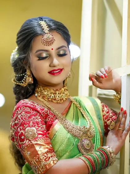 A series of photos showing a bride in a green saree with our stunning temple jewellery. The different poses highlight the choker, haram, bangles, and maang tikka.