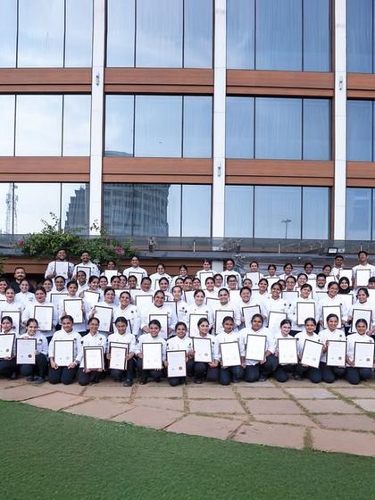 The official graduation portrait for the talented Diploma de Patisserie Batch 23. We wish every one of them the very best as they go out as proud Lavonnettes.